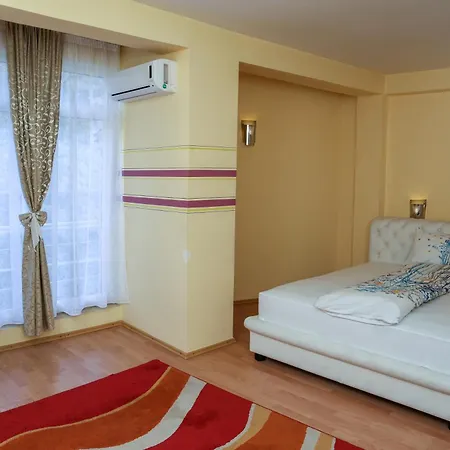 Fontana Hotel