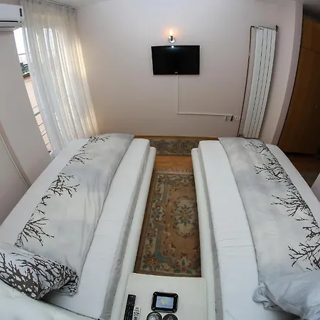 Fontana Hotel 3*